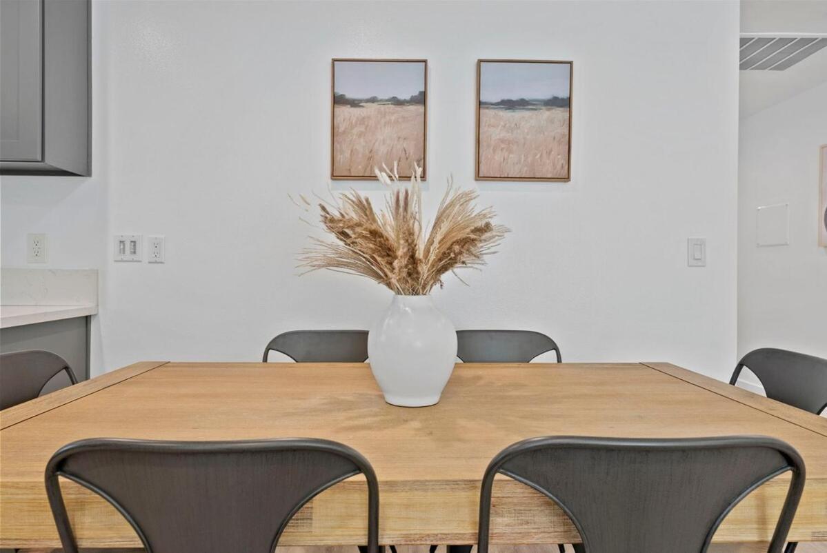 South Bay 3 Bed Escape! Los Angeles